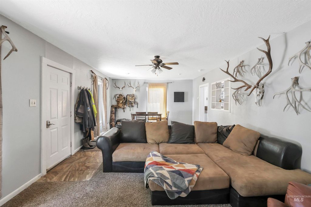 Photo of 434 Park Street S, Hazelton, ID 83335 (MLS # 98955085)