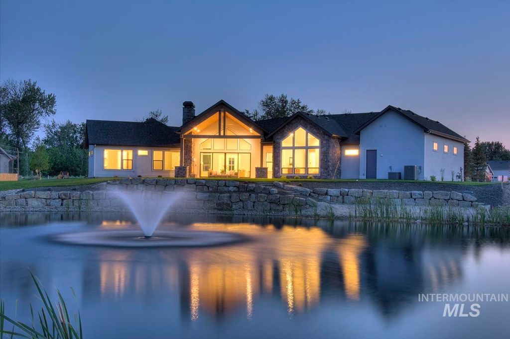 Photo of 555 Century Ave, Middleton, ID 83644 (MLS # 98946620)