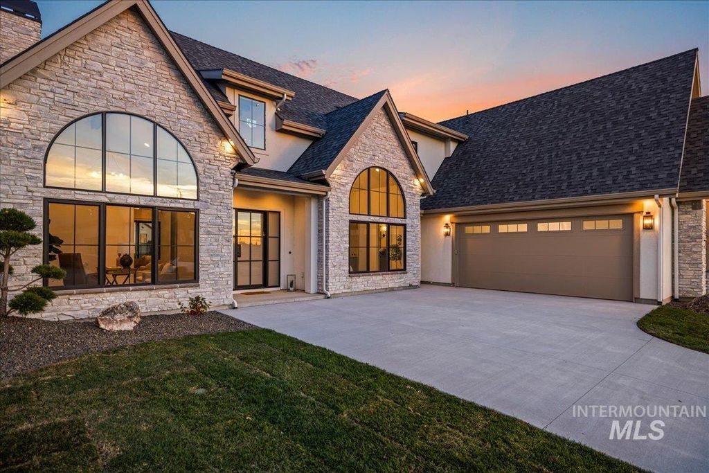 Photo of 3408 N Hardwick Ave, Eagle, ID 83616 (MLS # 98968637)