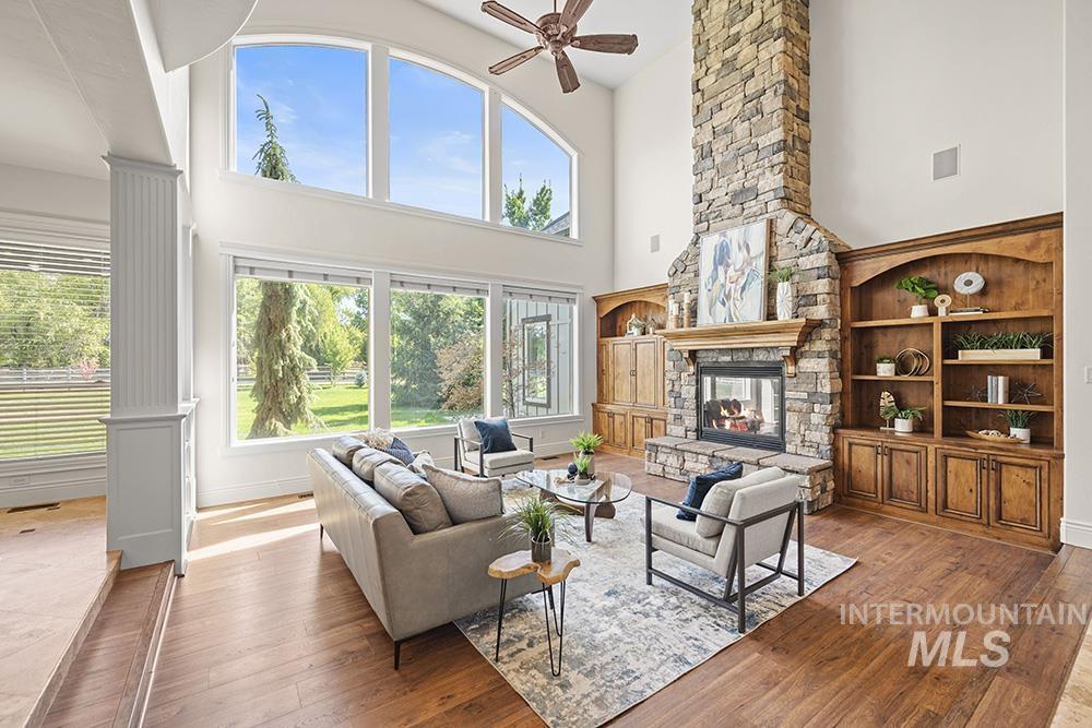 3598 N Timber Ridge Ln