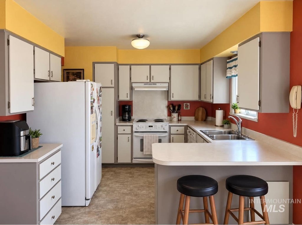 Photo of 2339 Charnita Drive, Clarkston, WA 99403 (MLS # 99005248)