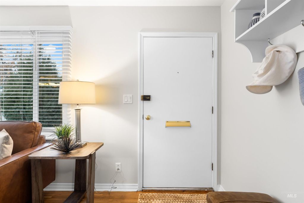 Photo of 1701 S Leadville Ave, Boise, ID 83706 (MLS # 98972769)