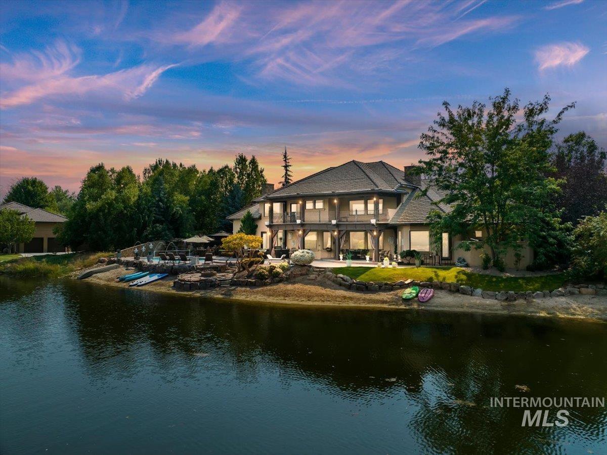 480 E Laguna Shore Lane