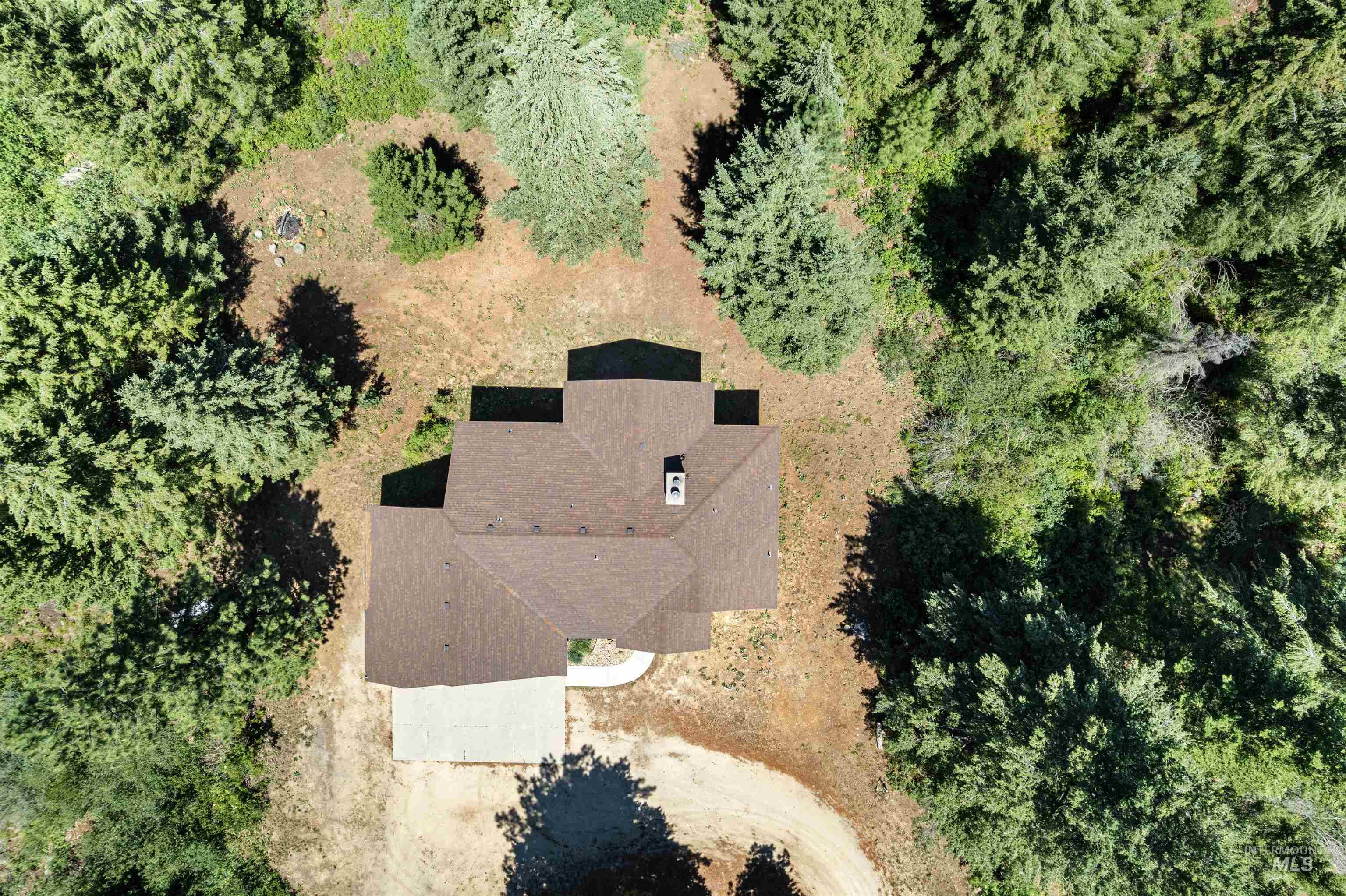 Aerial view of property and surrounding area