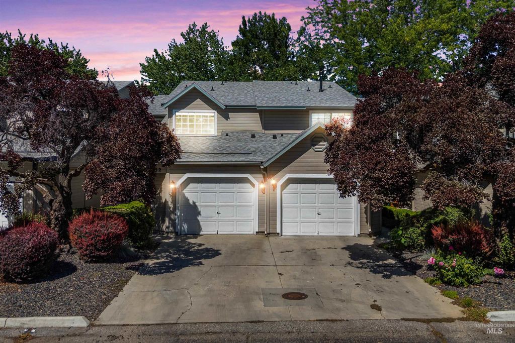 Photo of 6932 W Irving Ln, Boise, ID 83704 (MLS # 98964773)