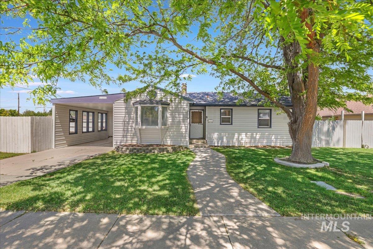 Listing image 1