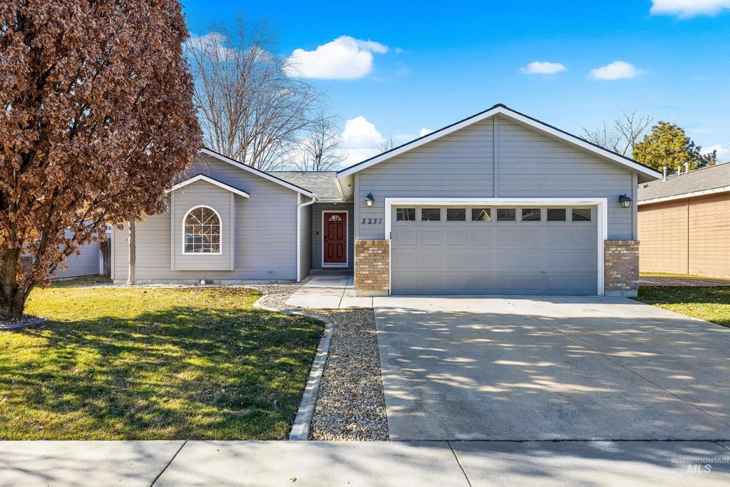 Photo of 3237 S Holden Ave, Boise, ID 83706 (MLS # 98974527)