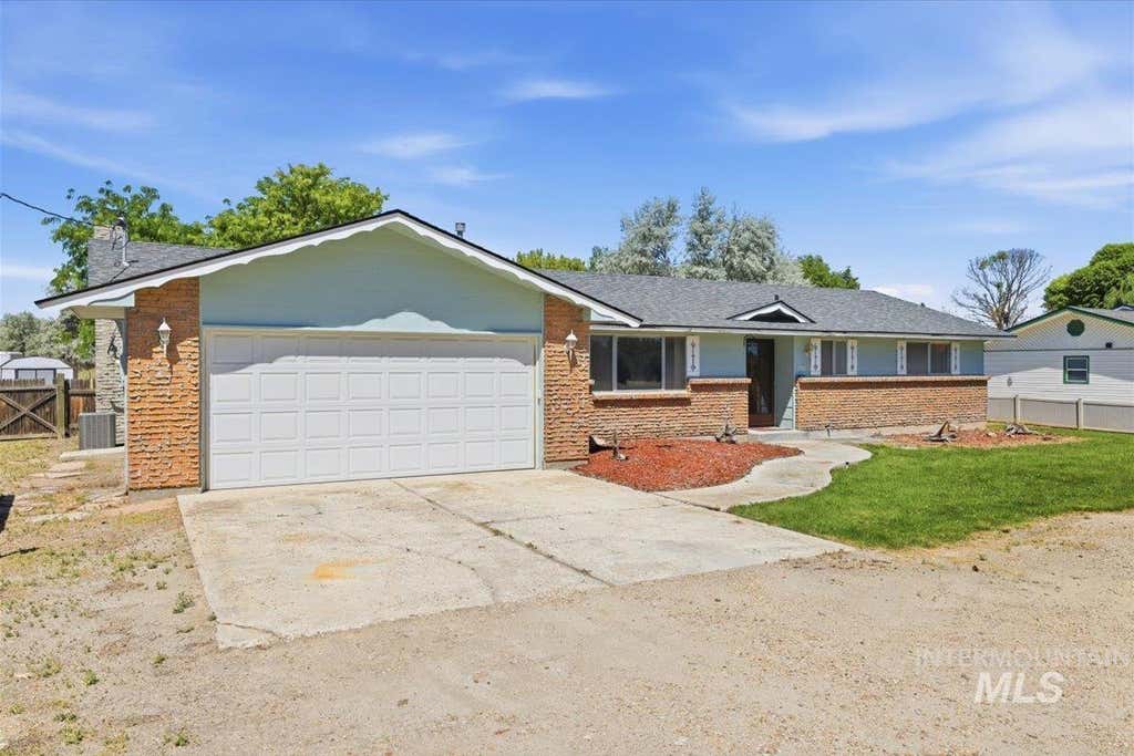Photo of 1311 N Middleton Rd, Nampa, ID 83651 (MLS # 98992581)