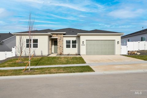 Photo of 9049 W Purple Martin St, Star, ID 83669 (MLS # 98976419)