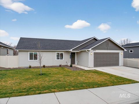 Photo of 1571 Regency Way, Emmett, ID 83617 (MLS # 98979992)