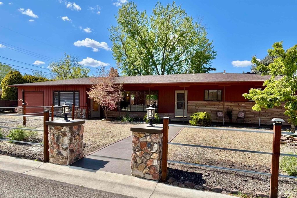 Photo of 1107 Cameron, Boise, ID 83709 (MLS # 98984321)