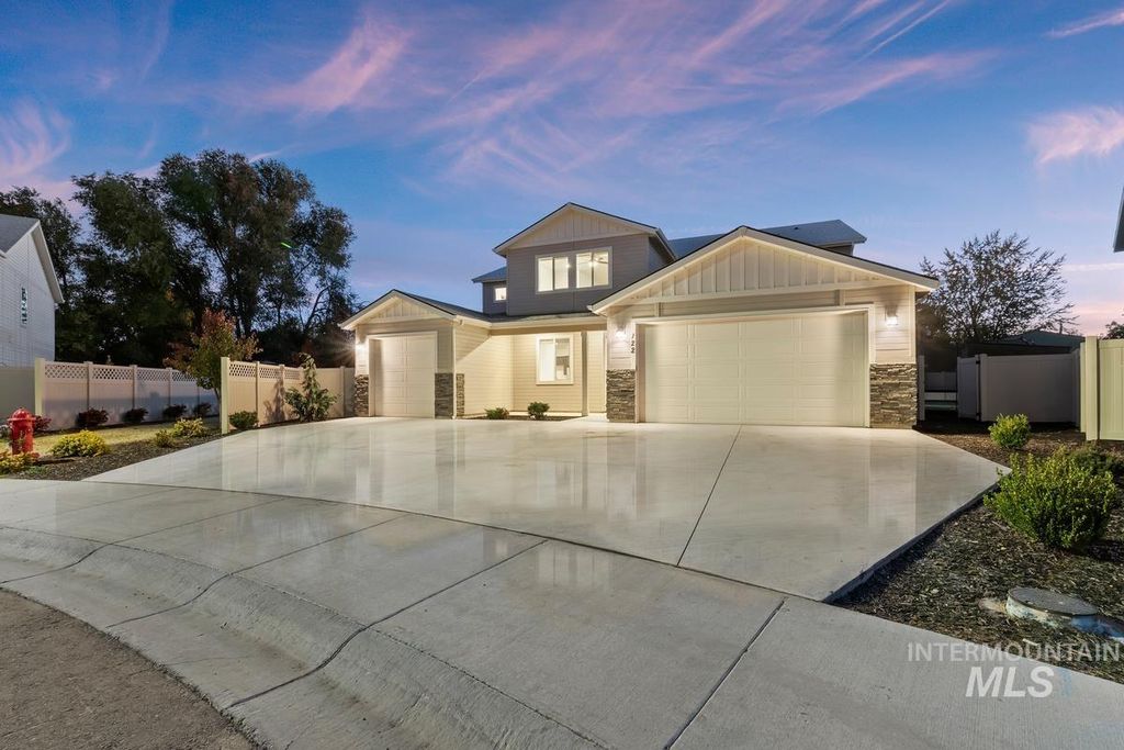 Photo of 122 Insight Ct, Middleton, ID 83644 (MLS # 98970596)