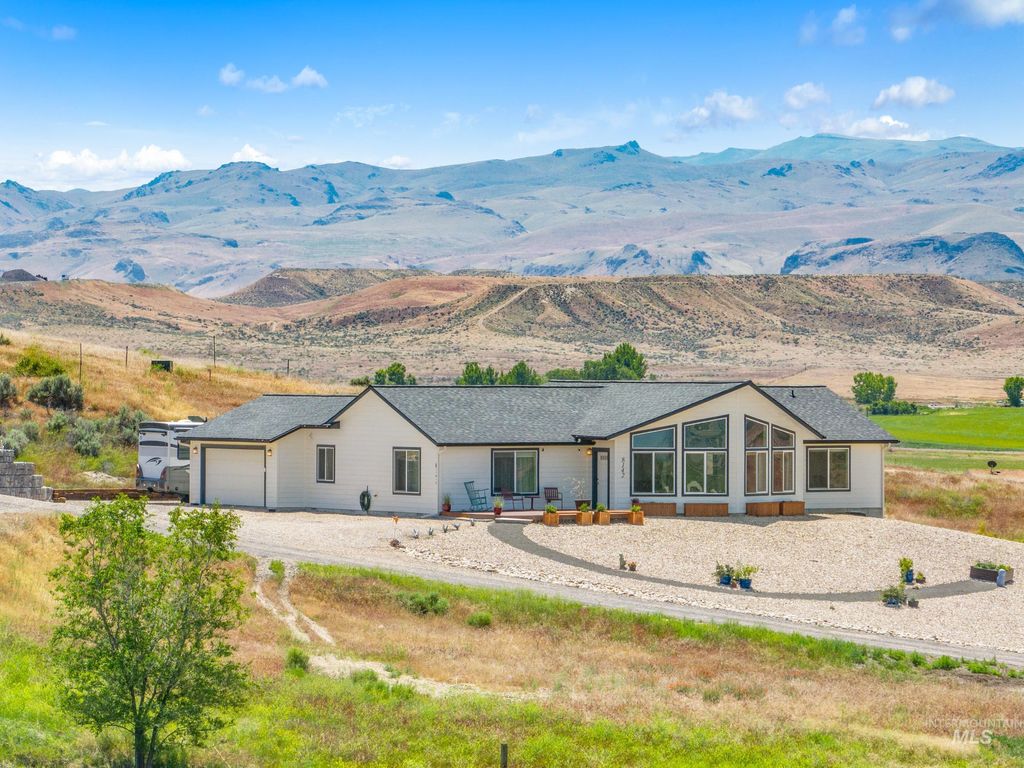 Photo of 8142 Us Highway 95, Marsing, ID 83639 (MLS # 98949999)