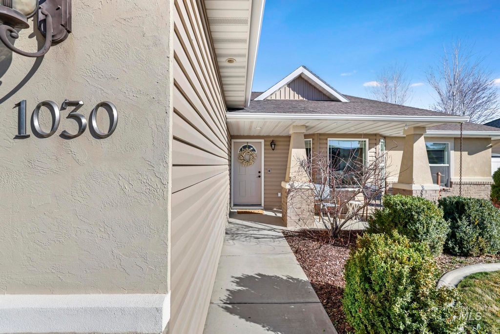 Photo of 1030 Ballard Ln, Kimberly, ID 83341 (MLS # 98978906)