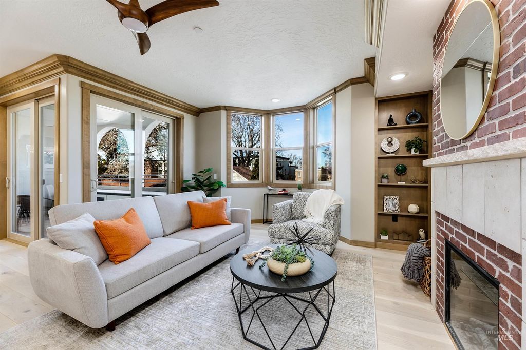 Photo of 79 E Aikens Street #201, Eagle, ID 83616 (MLS # 98976659)