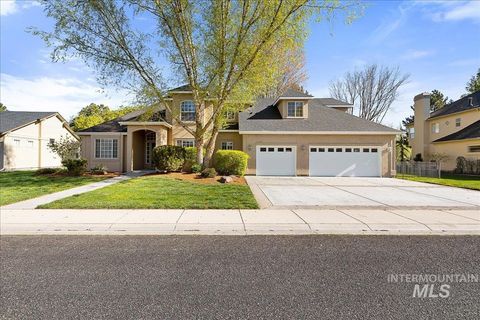 Photo of 1130 W Colchester Dr, Eagle, ID 83616 (MLS # 98983249)