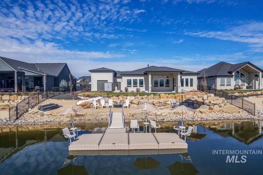 Photo of 10651 W Otter Rock Dr, Star, ID 83669 (MLS # 98977829)