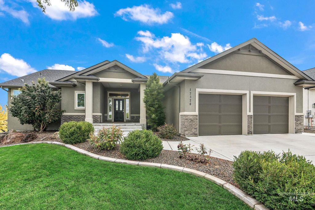 Photo of 12326 S Hunters Point Dr, Nampa, ID 83686 (MLS # 98963500)