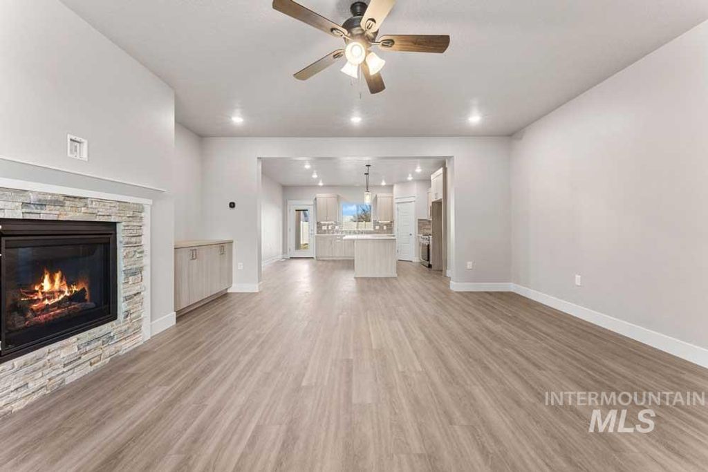 Photo of 79 S Daybreak Ave #29/4, Nampa, ID 83687 (MLS # 98975933)