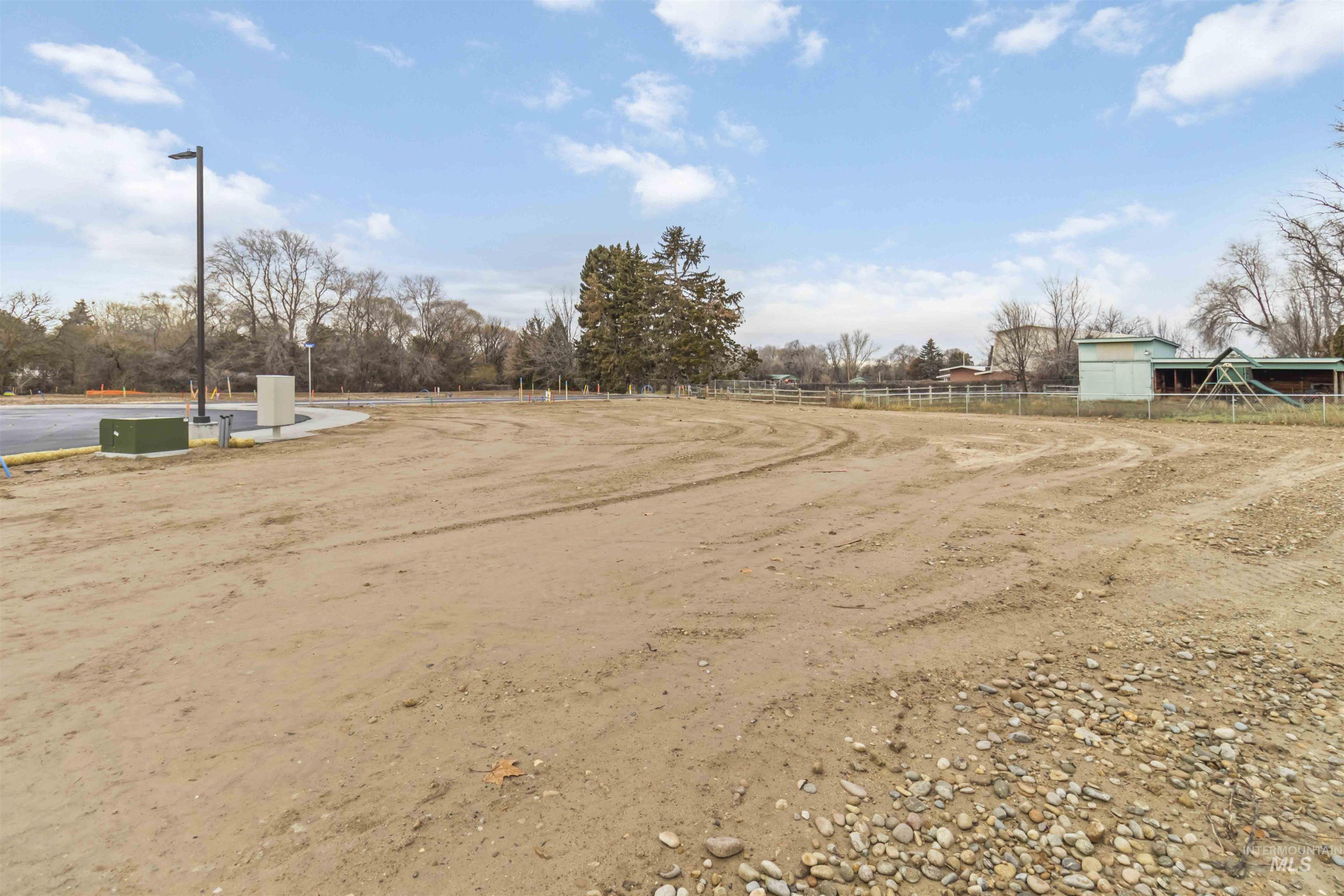 View of yard featuring a rural view