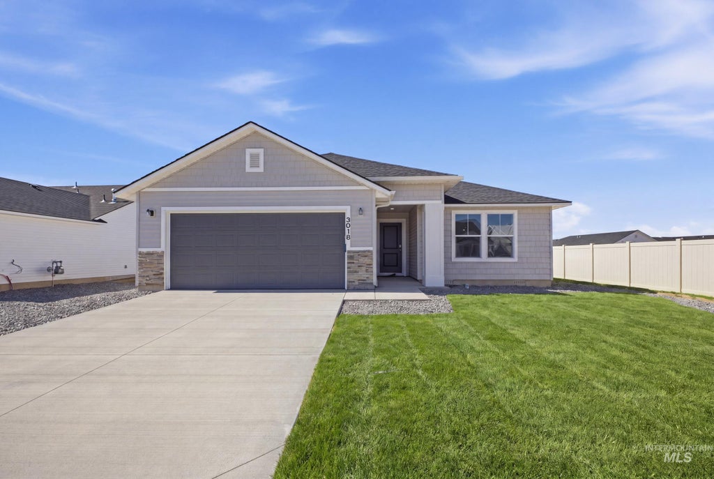 Photo of 212 Benbrook Ave, Caldwell, ID 83605 (MLS # 98994549)