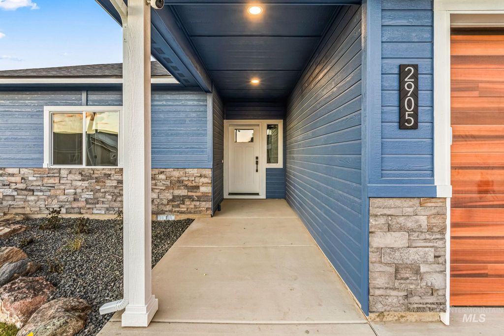 Photo of 2905 Cypress Point, Payette, ID 83661 (MLS # 98967731)