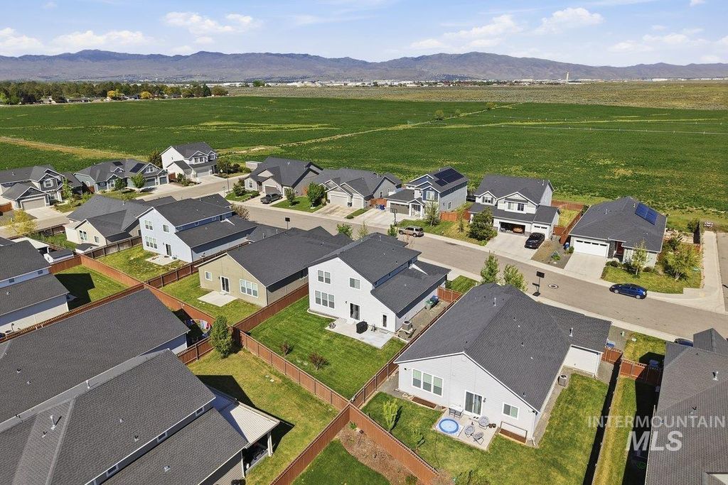 Photo of 5955 S Chinook Way, Boise, ID 83709 (MLS # 98985496)