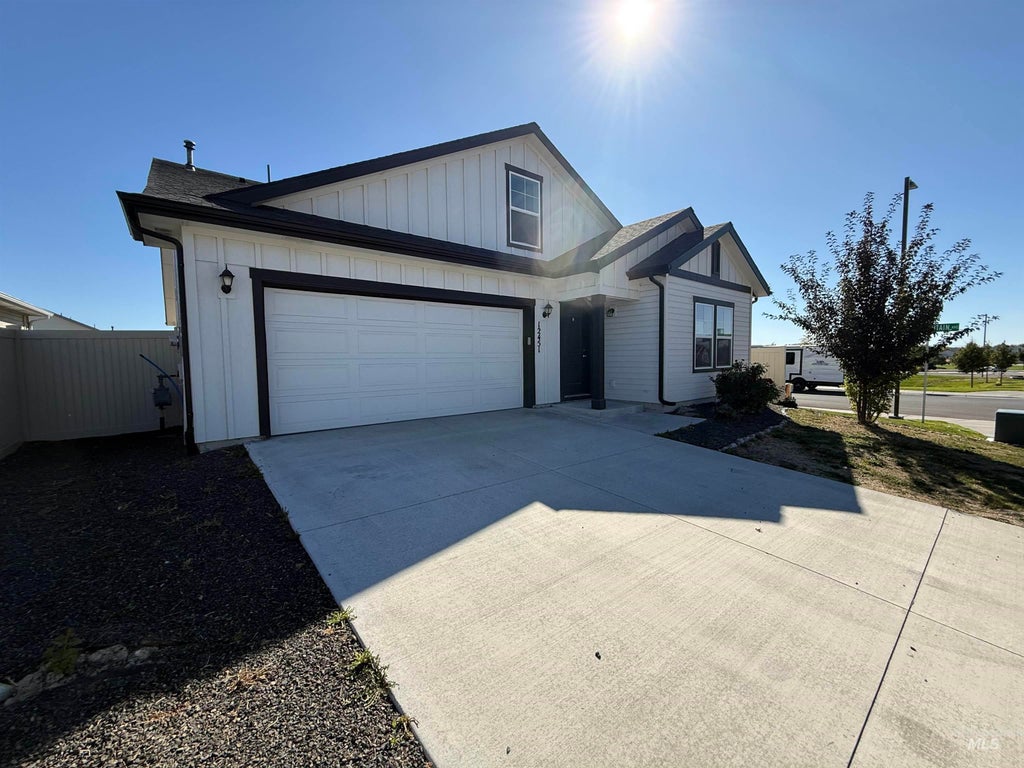 Photo of 12451 Varga St, Caldwell, ID 83607 (MLS # 99001690)