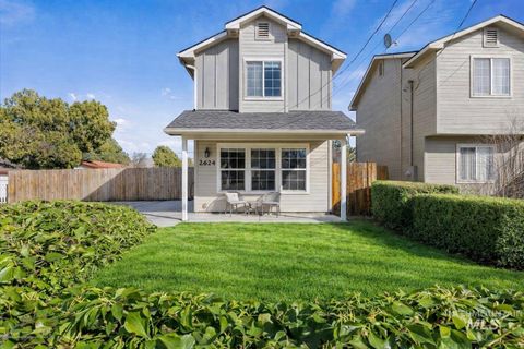 Photo of 2624 S Virginia Ave, Boise, ID 83705 (MLS # 98975419)