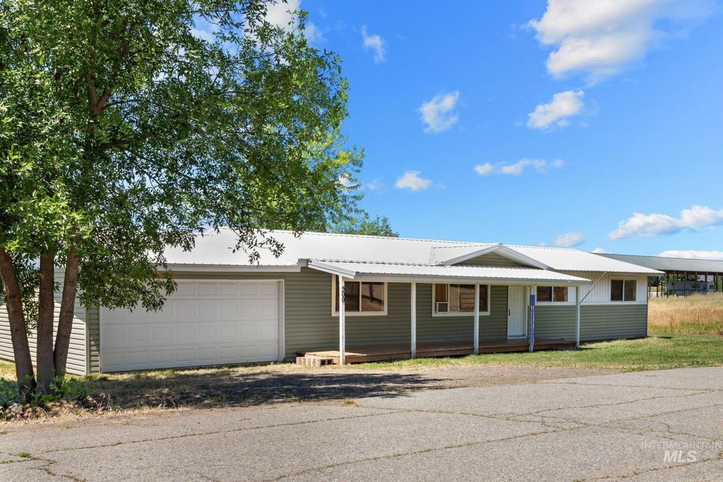 Photo of 500 Berkley St, Council, ID 83612 (MLS # 98994390)