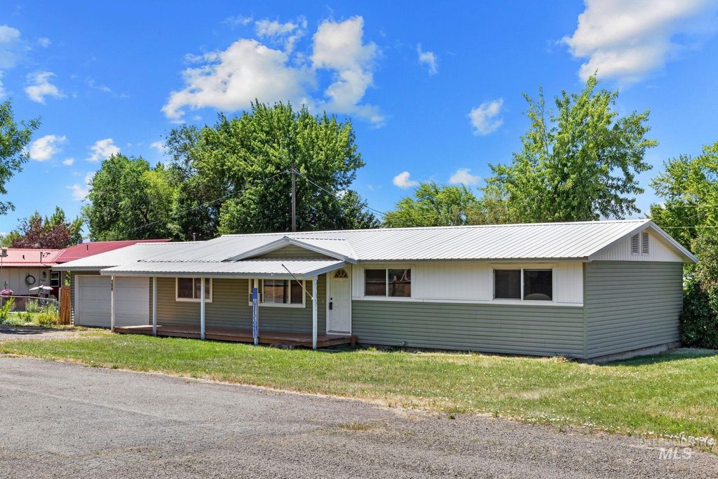 Photo of 500 Berkley St, Council, ID 83612 (MLS # 98994390)