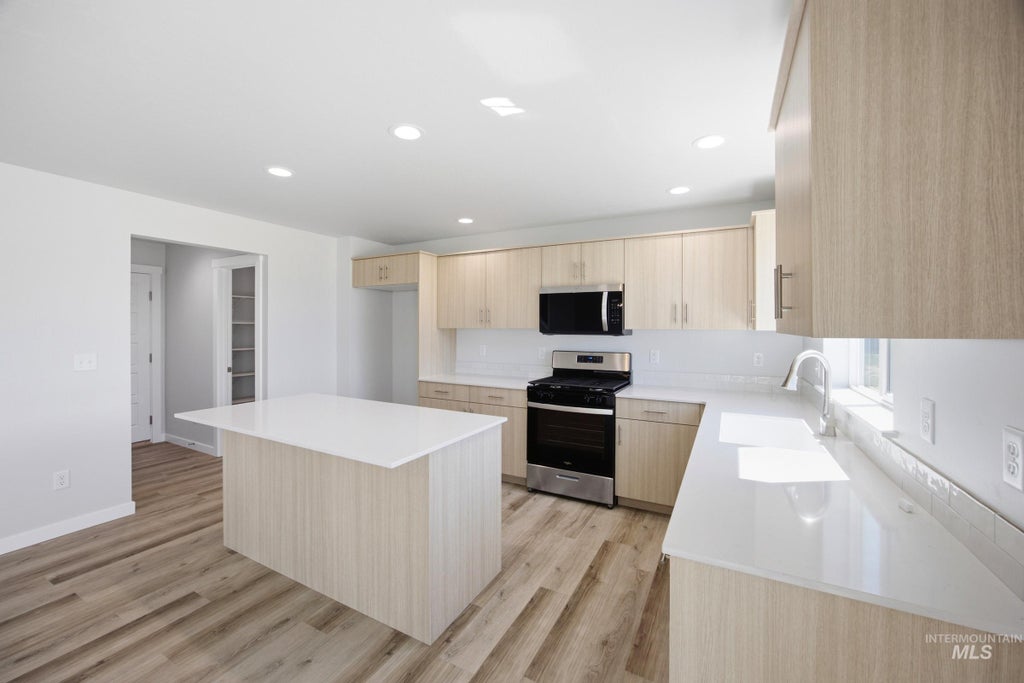 Photo of 7289 W Newtown Dr, Eagle, ID 83616 (MLS # 99001337)