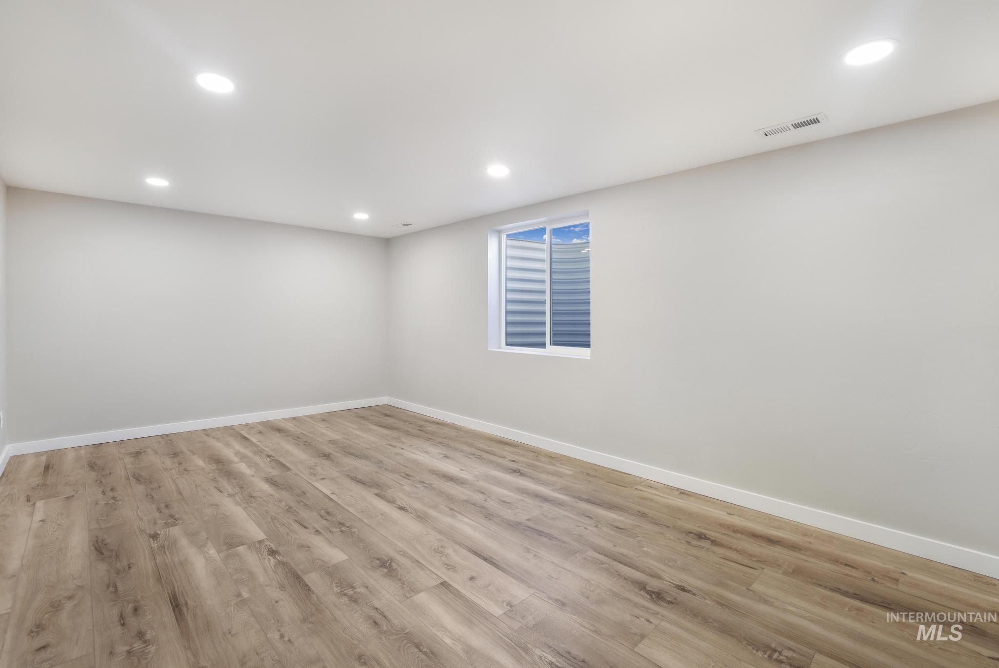 Hagerman, Idaho 83332, United States, 4 Bedrooms Bedrooms, ,3 BathroomsBathrooms,Residential,Active,83945