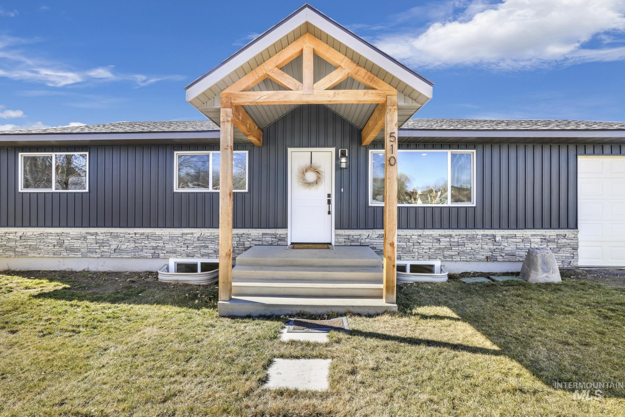 Hagerman, Idaho 83332, United States, 4 Bedrooms Bedrooms, ,3 BathroomsBathrooms,Residential,Active,83945