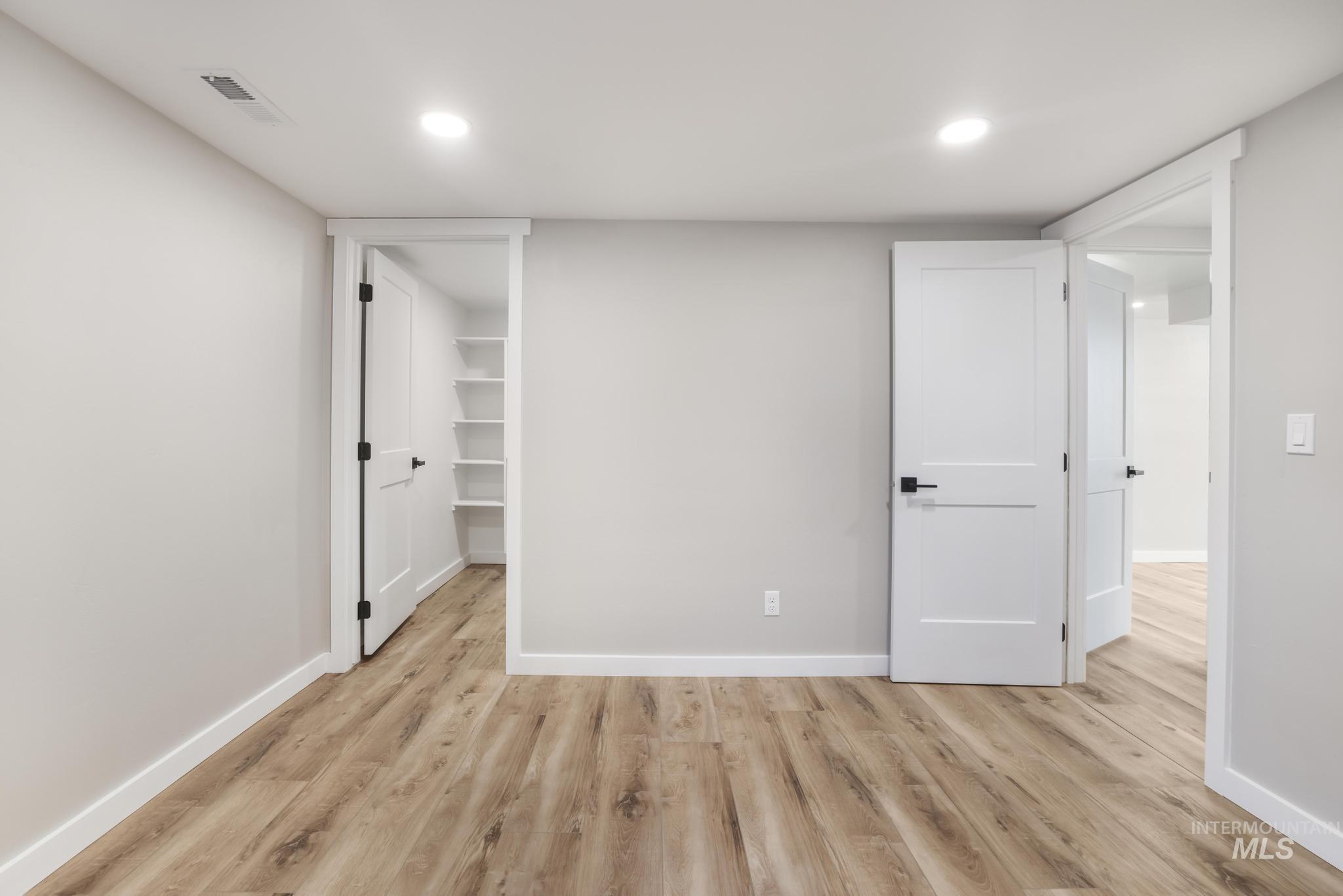 Hagerman, Idaho 83332, United States, 4 Bedrooms Bedrooms, ,3 BathroomsBathrooms,Residential,Active,83945