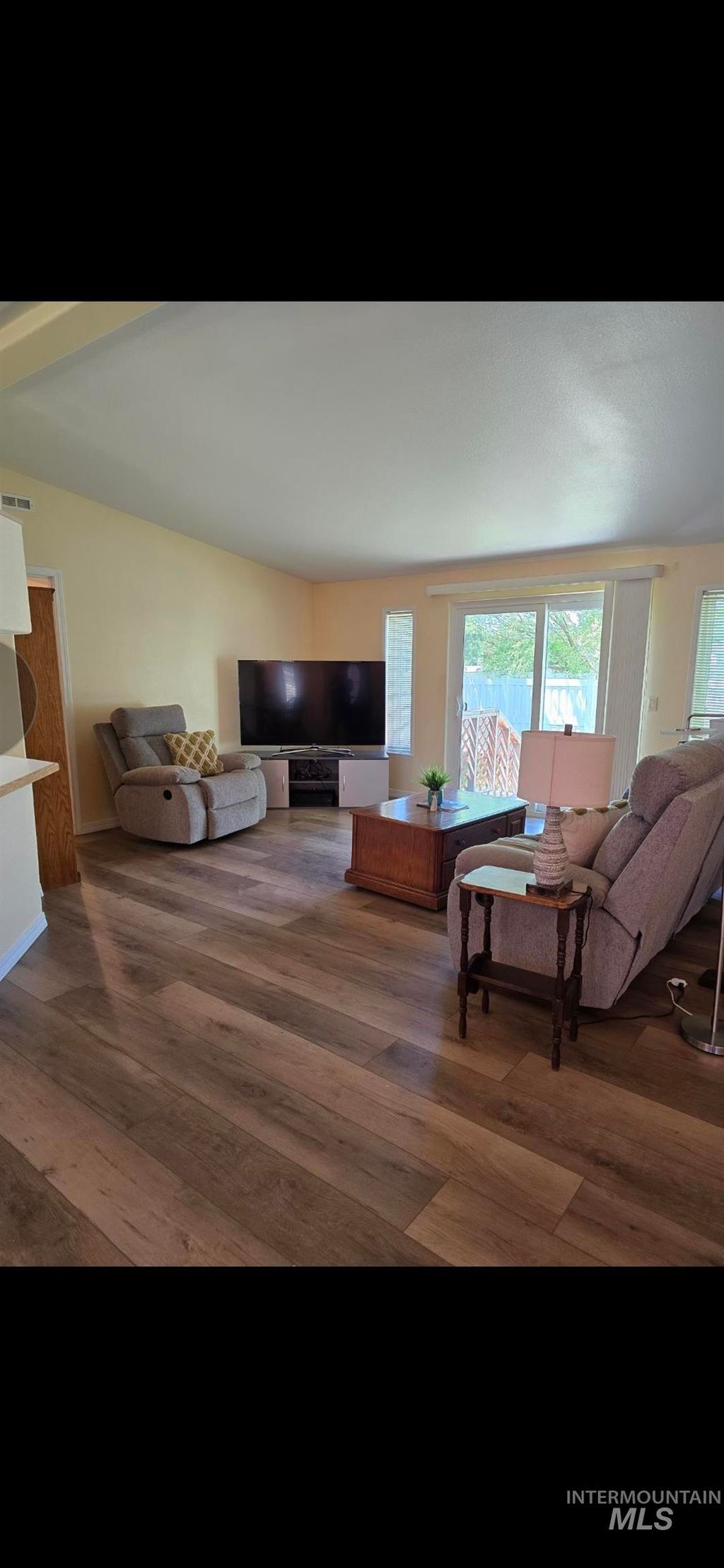 Photo of 2011 Palace Place, Heyburn, ID 83336 (MLS # 98986456)