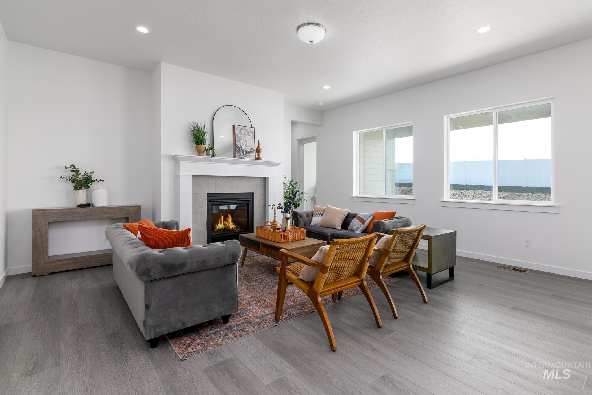 14635 Pewter Point St