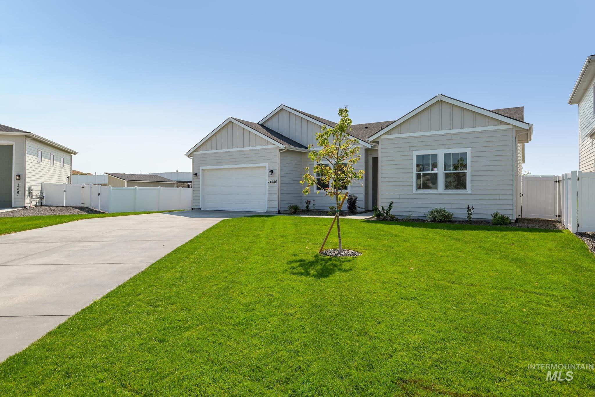 14635 Pewter Point St