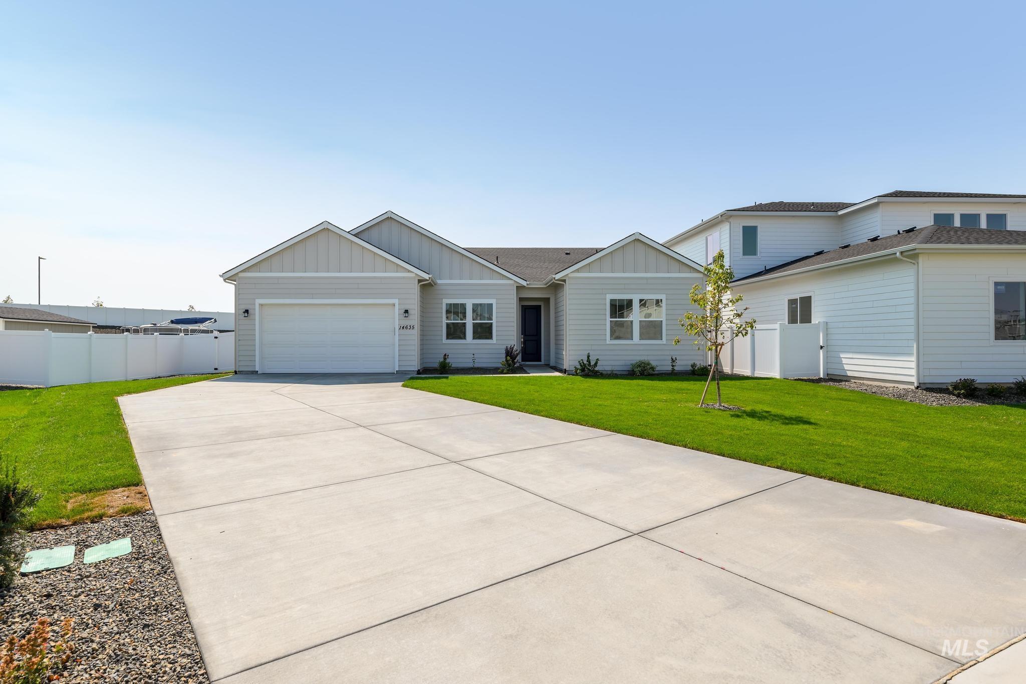 14635 Pewter Point St