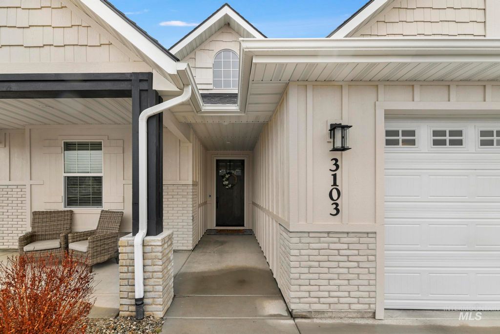 Photo of 3103 Moonrise Rd, Twin Falls, ID 83301 (MLS # 98975950)