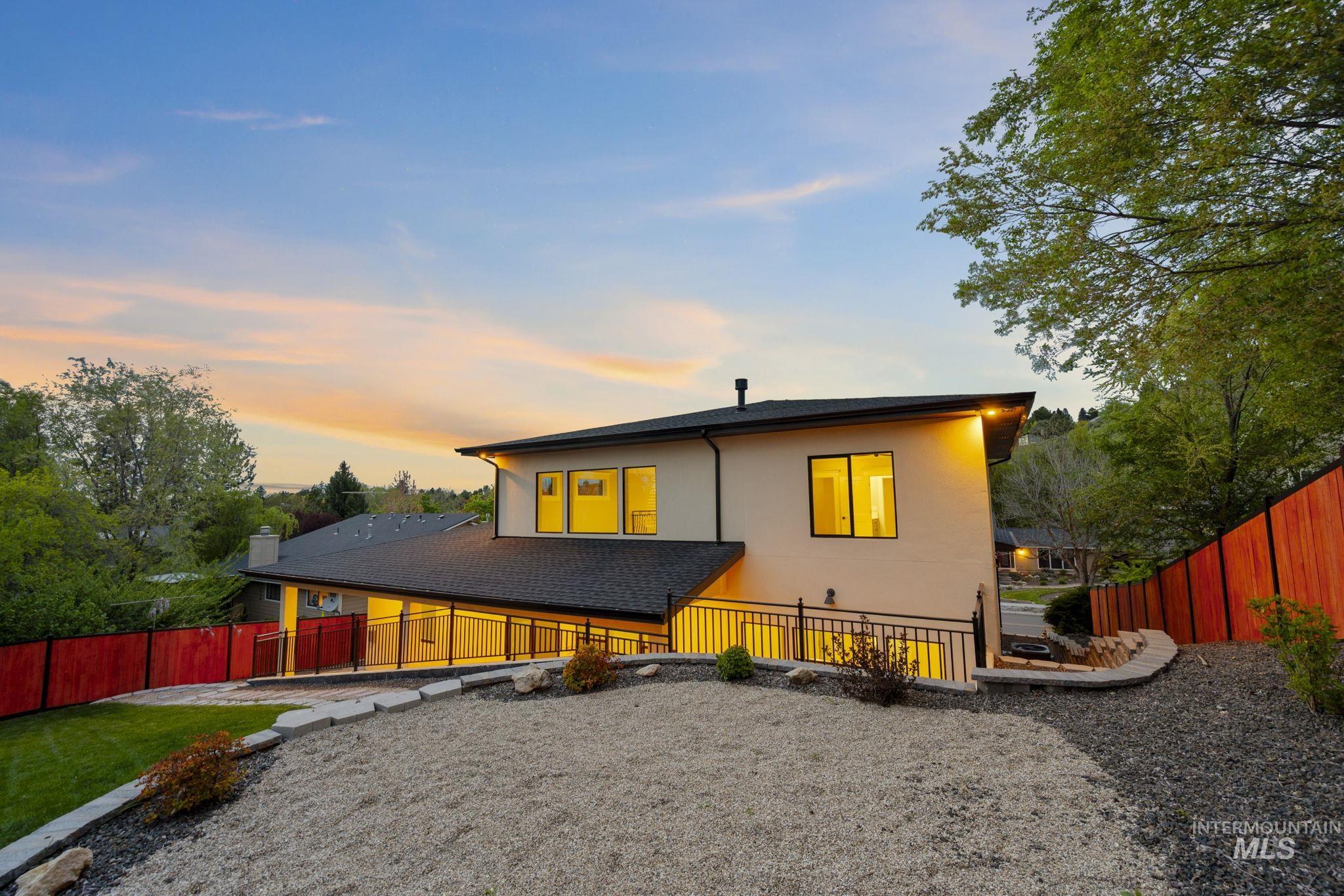1417 E Shenandoah Dr