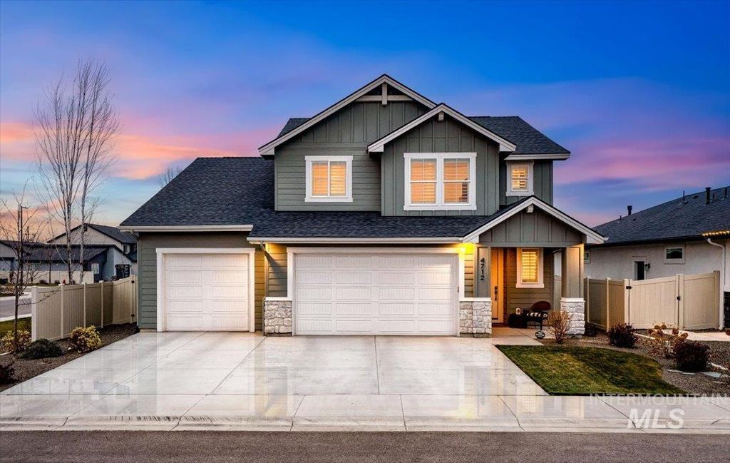 Photo of 4712 W Apgar St, Meridian, ID 83646 (MLS # 98969031)