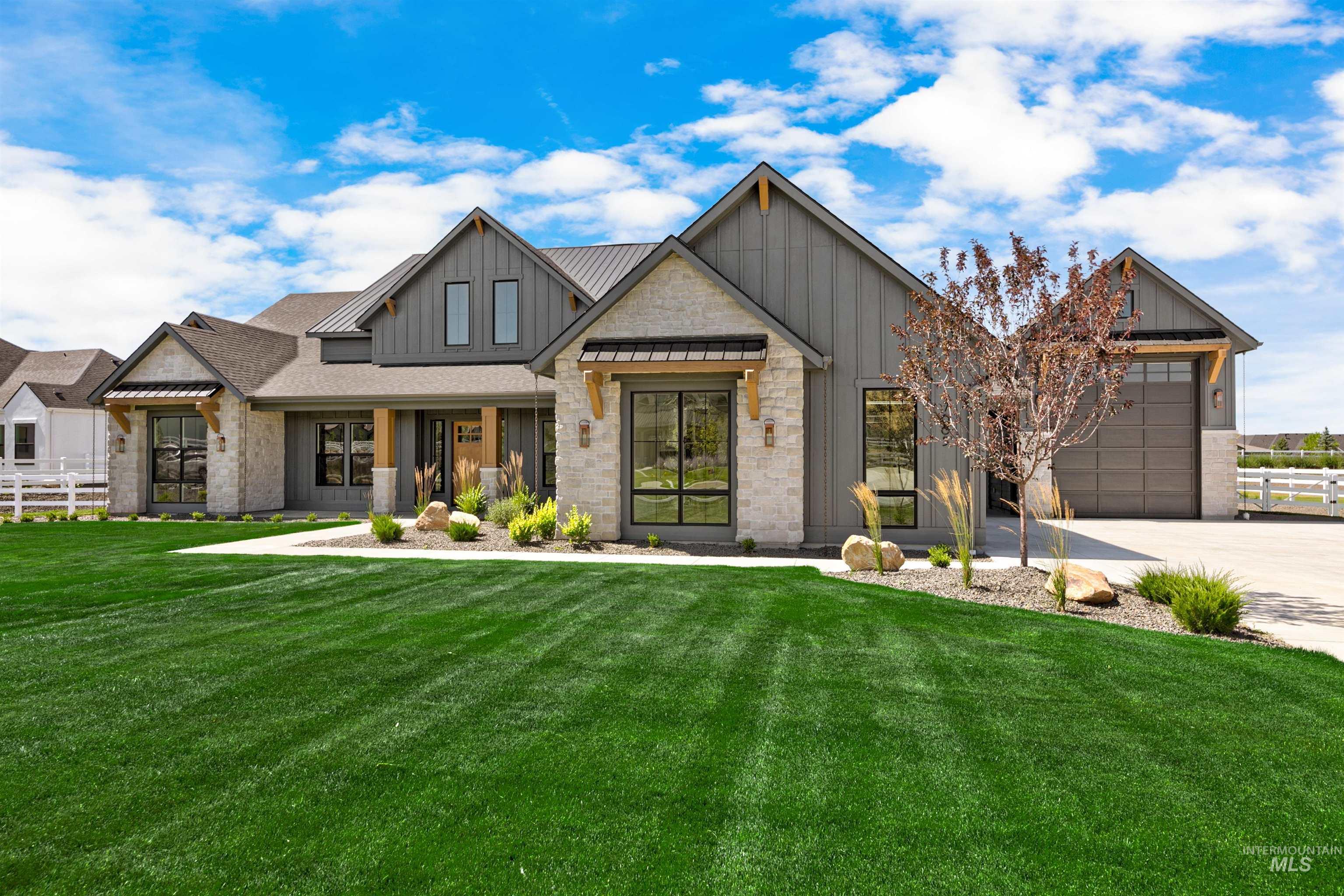 7665 W Diamond Lake Dr