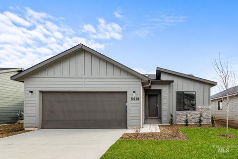 Photo of 17653 N Raynolds Peak Way, Nampa, ID 83687 (MLS # 98986262)