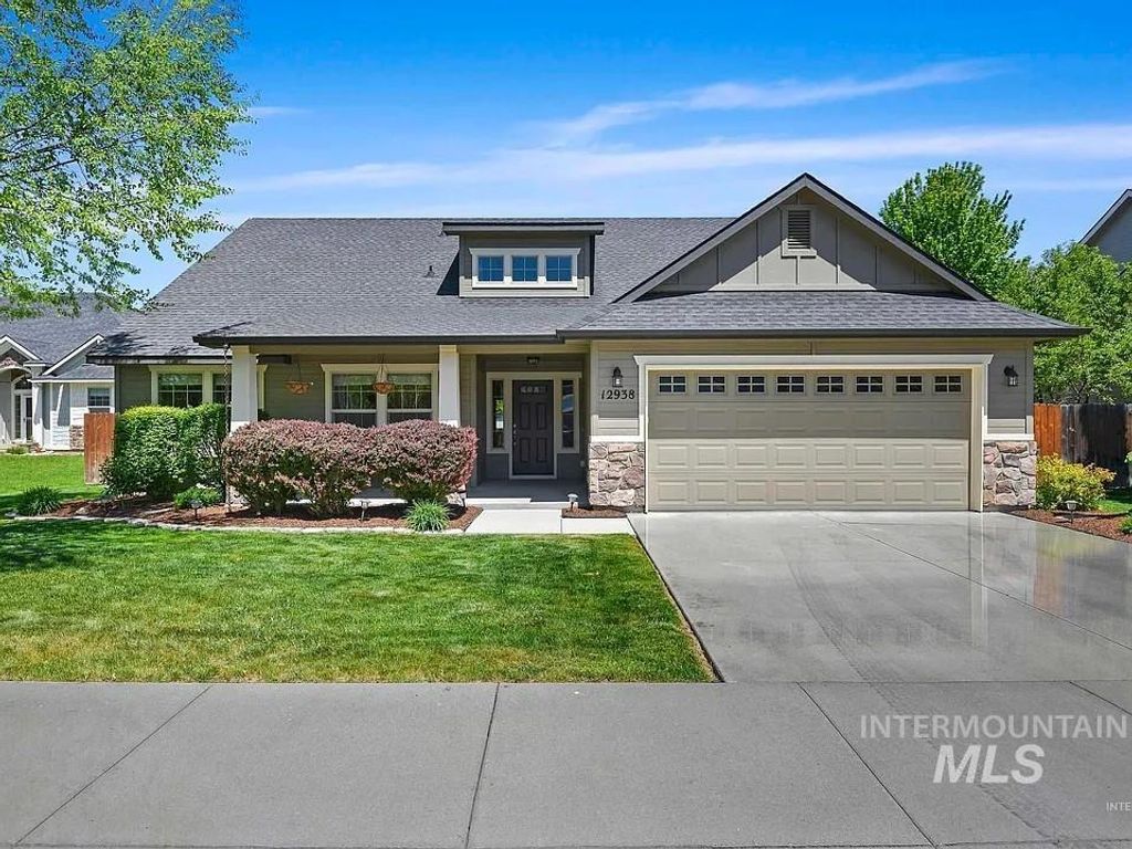 Photo of 12938 W Scotfield Ct, Boise, ID 83713 (MLS # 98979050)