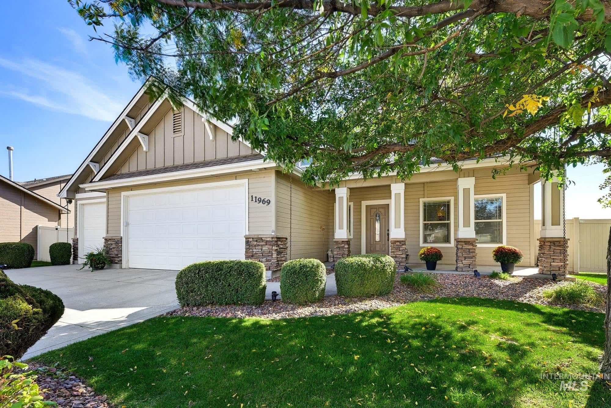 11969 Sandpiper Ct