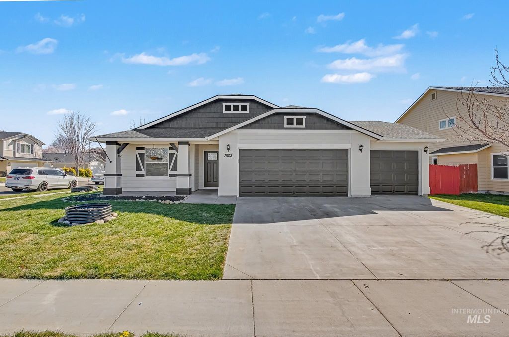 Photo of 1603 W Tamarack Dr, Nampa, ID 83651 (MLS # 98979801)