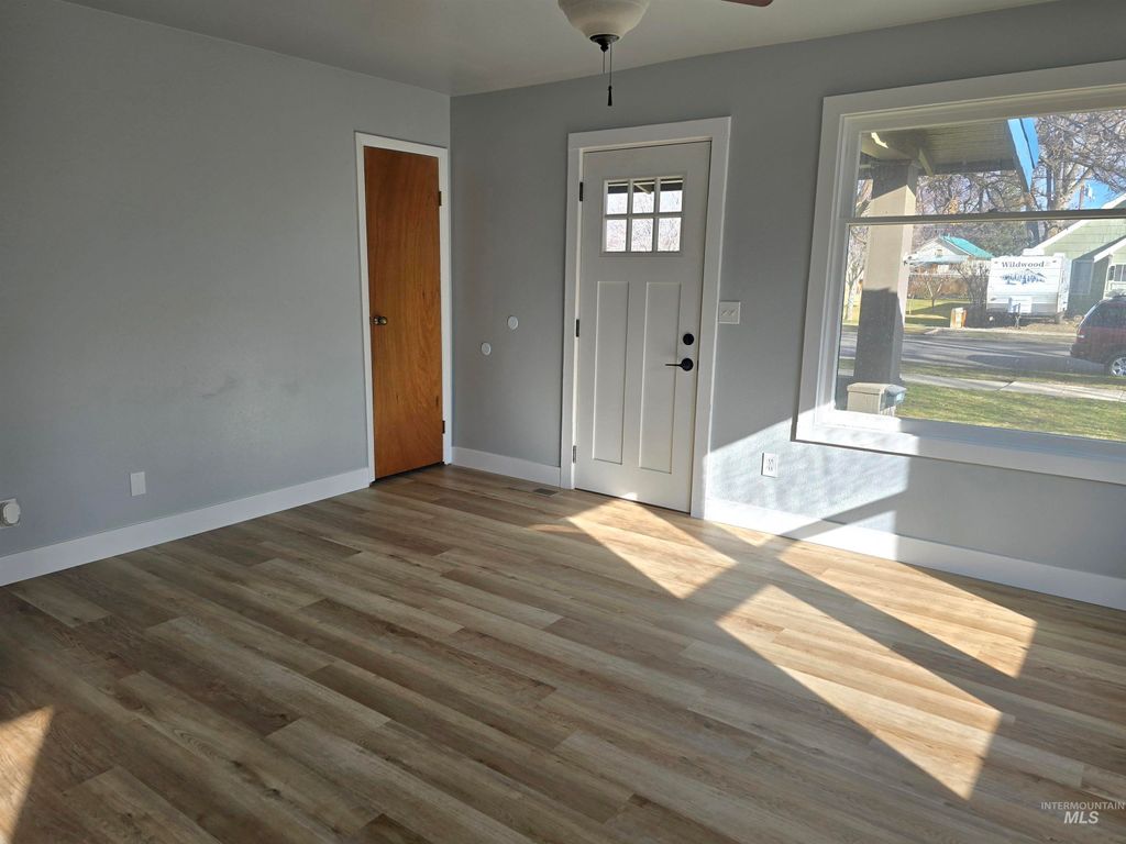 Photo of 1073 W 5th St, Weiser, ID 83672 (MLS # 98974423)