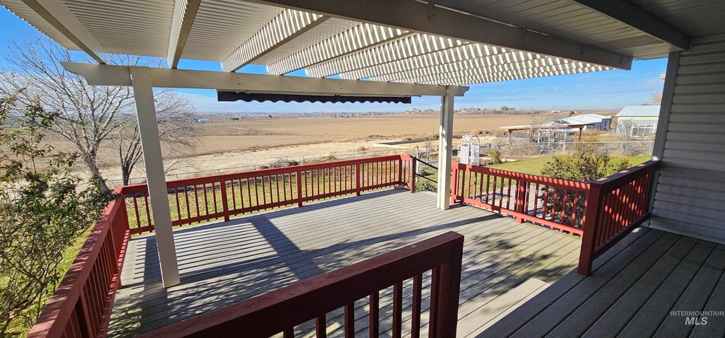 Photo of 16677 Sage Acres Ln, Caldwell, ID 83607 (MLS # 98970075)