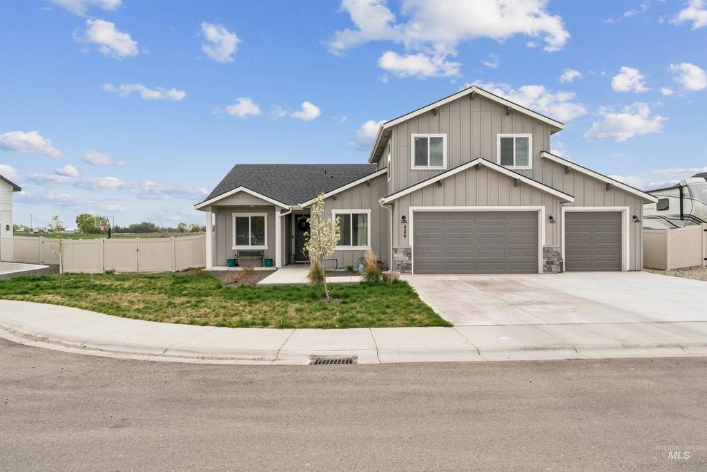 Photo of 426 October Sky Street, New Plymouth, ID 83655 (MLS # 98982503)